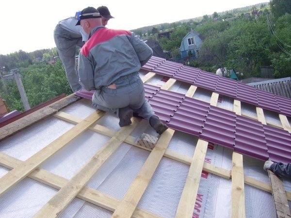 Монтаж металочерепиці -складний дах “Під ключ” (без стропил)